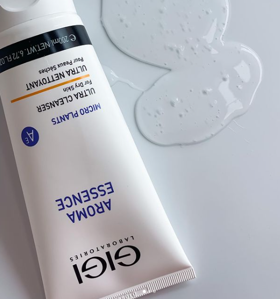 GiGi Aroma Essence Ultra Cleanser for dry skin 200 ml