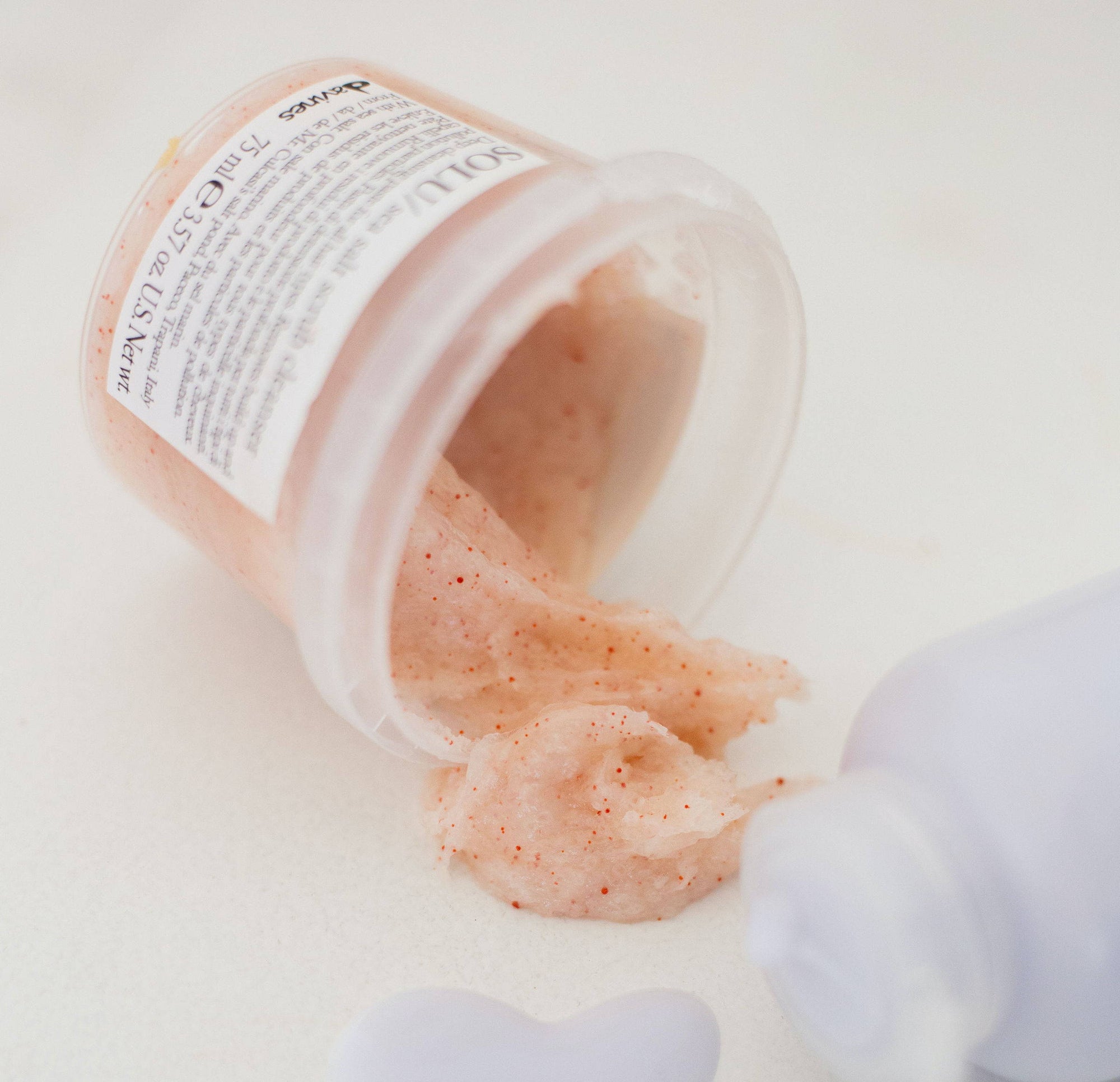 Davines SOLU Sea Salt Scrub Cleanser 250 ml