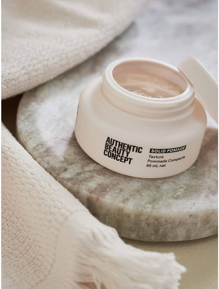 Authentic Beauty Concept Solid Pomade 85 ml