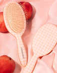 FRAMAR | Peach Please – Belle Detangle Brush