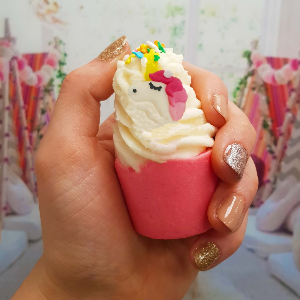 Bomb Cosmetics It's a Kinda Magic Bath Bomba do koupele, 50 g