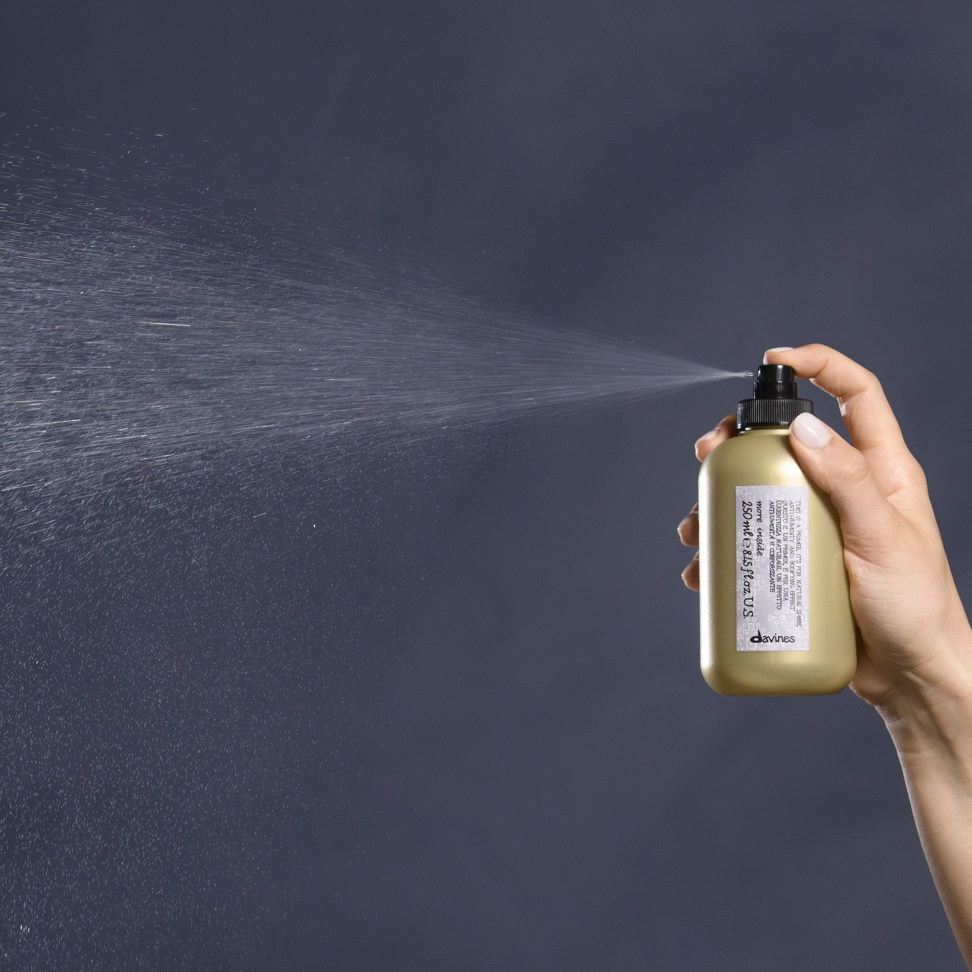 Davines-87149-this-is-a-hair-primer-250ml-8004608284390-Pouring.jpg