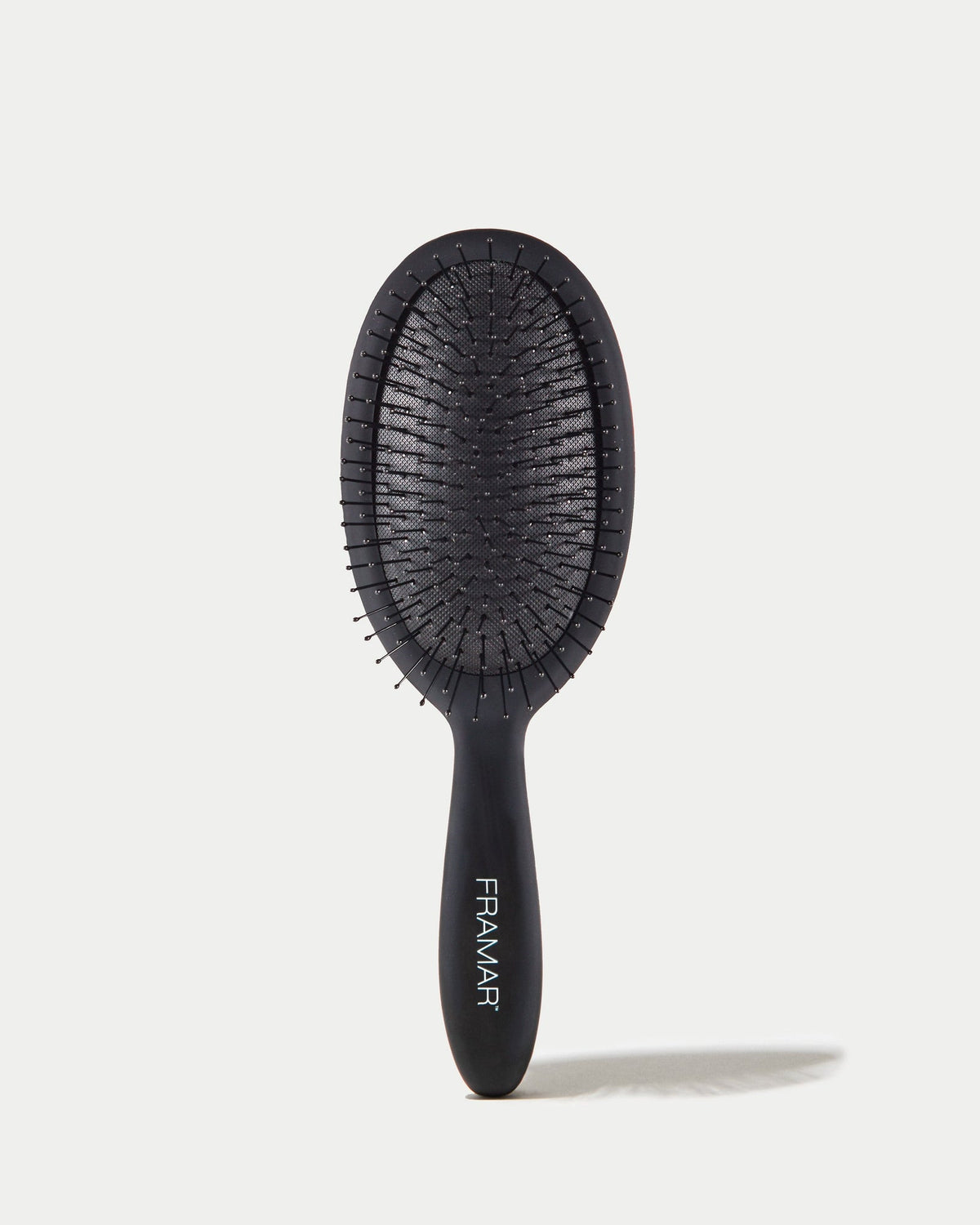FRAMAR | Black to the Future – Detangle Brush