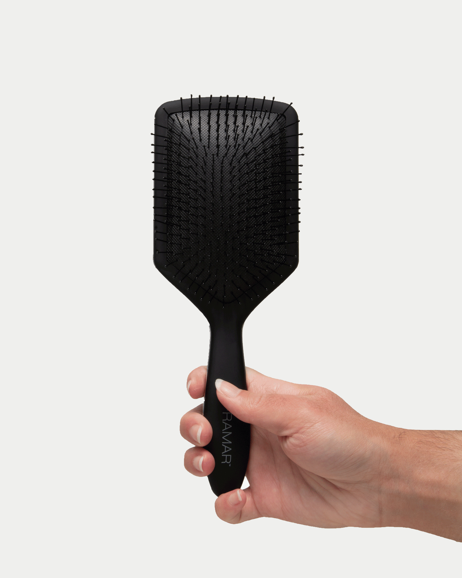 FRAMAR | Black to the Future – Paddle Brush