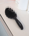 FRAMAR | Flex Brush – Black
