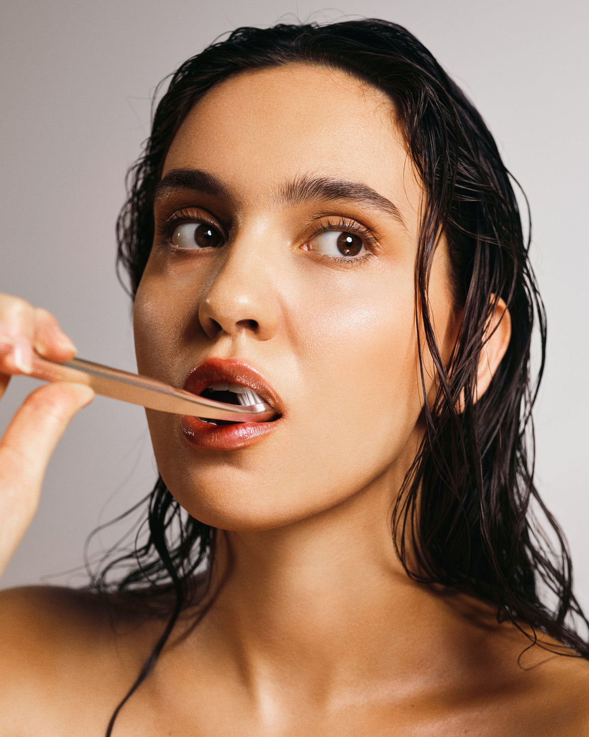 AUREZZI Toothbrush Gold/White Soft
